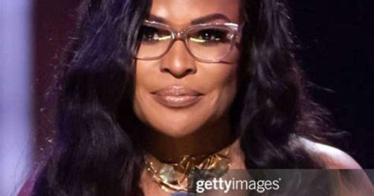 Beverly Bond