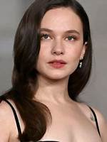 Cailee Spaeny Net Worth: Details About Movies, Hair, Height, Age, Short - Sarkariresult