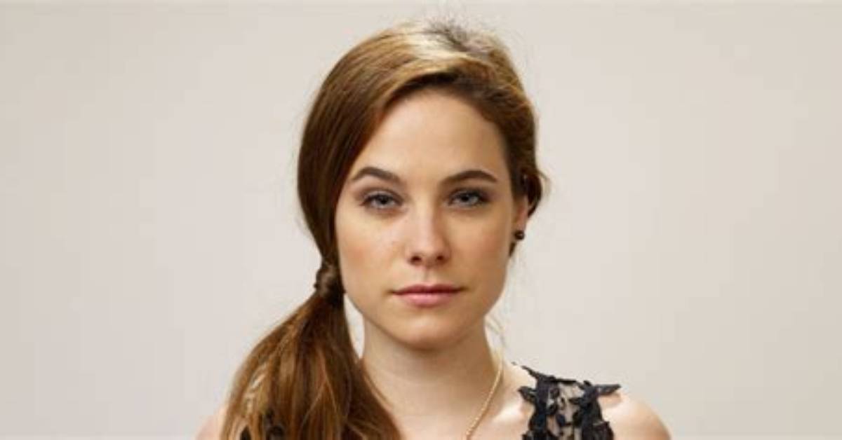Caroline Dhavernas (Hannibal) Wiki Bio, Husband, Net Worth, Family