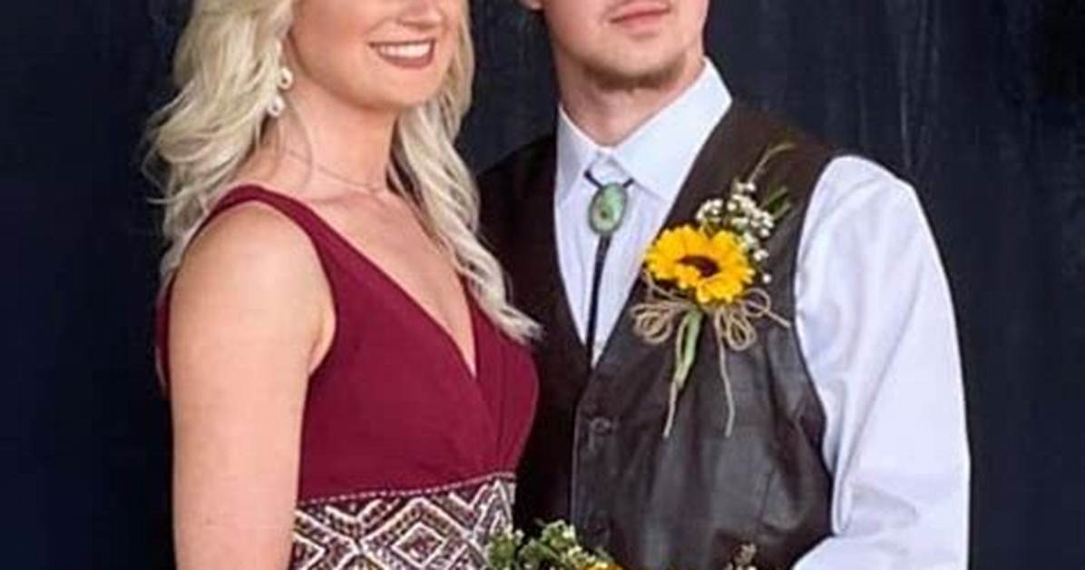 Colin Stough American Idol Girlfriend Emma Long Has Two Lives