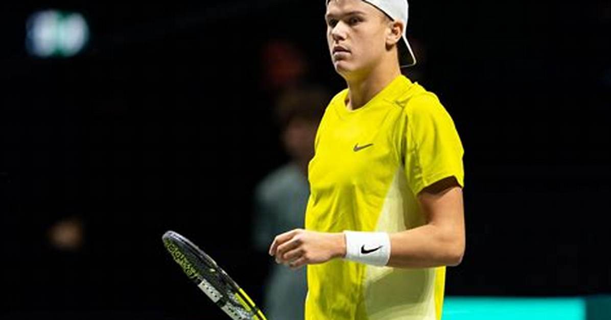 Does Holger Rune Have a Girlfriend in 2022? Tennis Fans Are Interested in His Love Life
