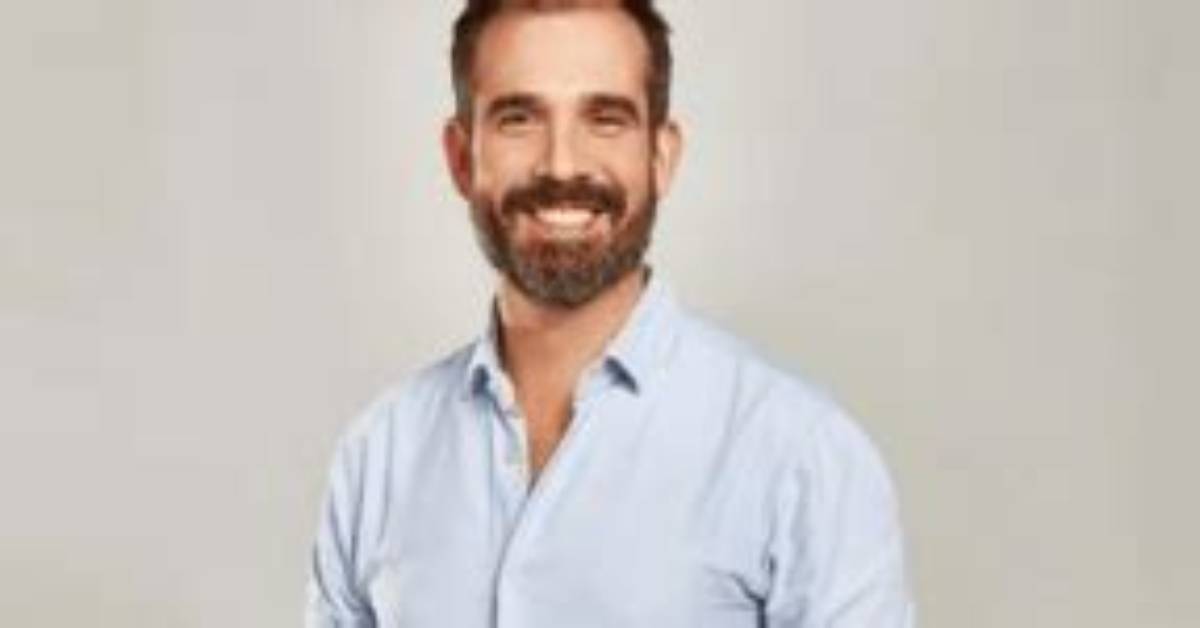 Dr Alexander Van Tulleken Height, Weight, Net Worth, Age, Birthday, Wikipedia, Who, Instagram, Biography