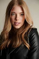 Elle Mckinnon