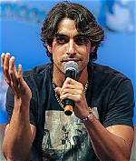 Eman Esfandi Wikipedia and Age: How Old Is the Actor? Family and Net Worth