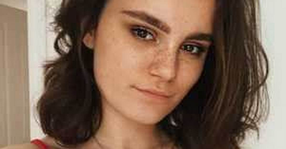 Is Steph0Sims Gay? Biography, Age, Wiki and Net Worth: 10 Facts