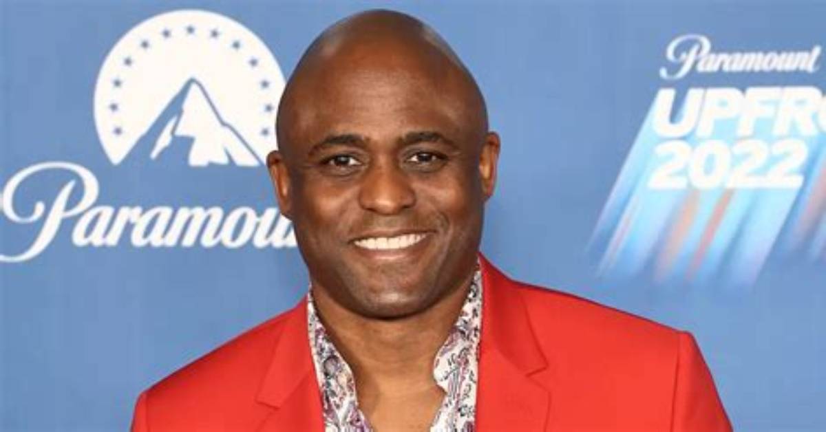 Is Wayne Brady Gay? Age, Height, Net Worth