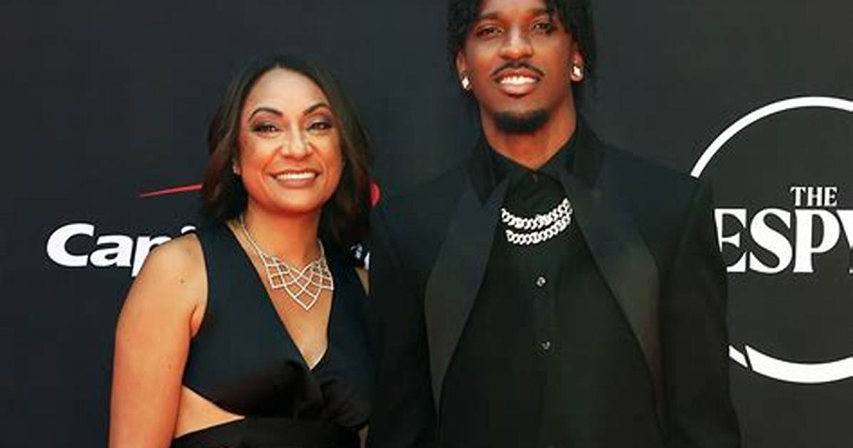 Jay Daniels and Regina Jackson: Facts to Know About Jayden Daniels Parents