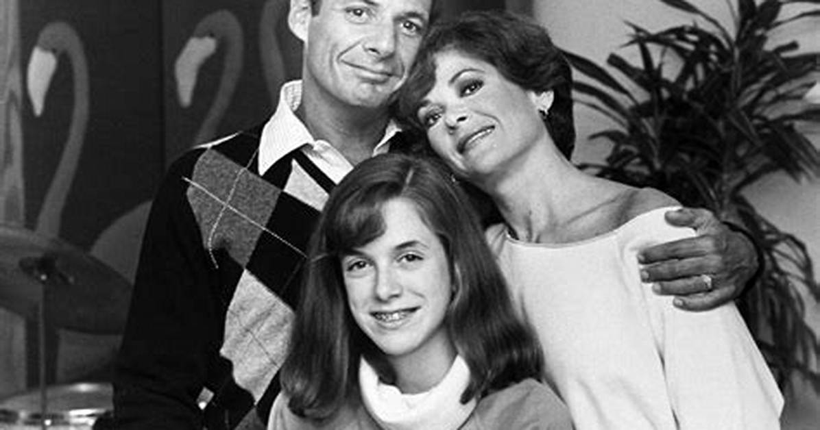 Jessica Walter’s Daughter: Brooke Bowman Wiki, Age, Husband, Family, Kids, Net Worth, Married, Instagram