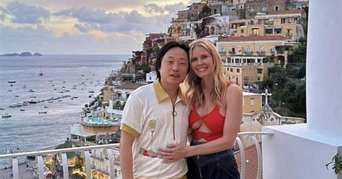 Jimmy O. Yang: Girlfriend, Net Worth, Tattoos, Smoking & Body Facts