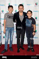 Larry Hernandez Jr.