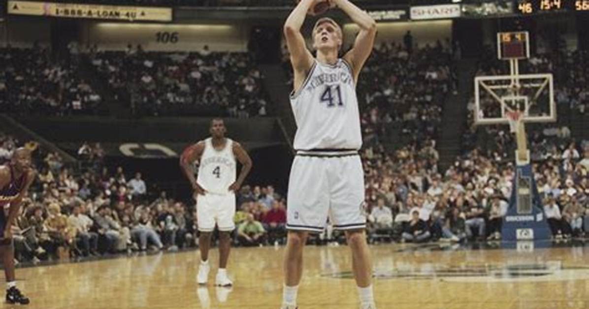 Michael Finley Height, Weight, Net Worth, Age, Birthday, Wikipedia, Who, Instagram, Biography
