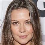 Olga Fonda Bio, Wiki, Age, Height, Family, Husband, Net Worth and Career