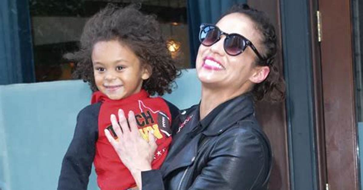 Paula Patton Biography; Net Worth, Age, Son, Parents, Boyfriend, Movies and Height of Robin Thicke’s Ex-Wife