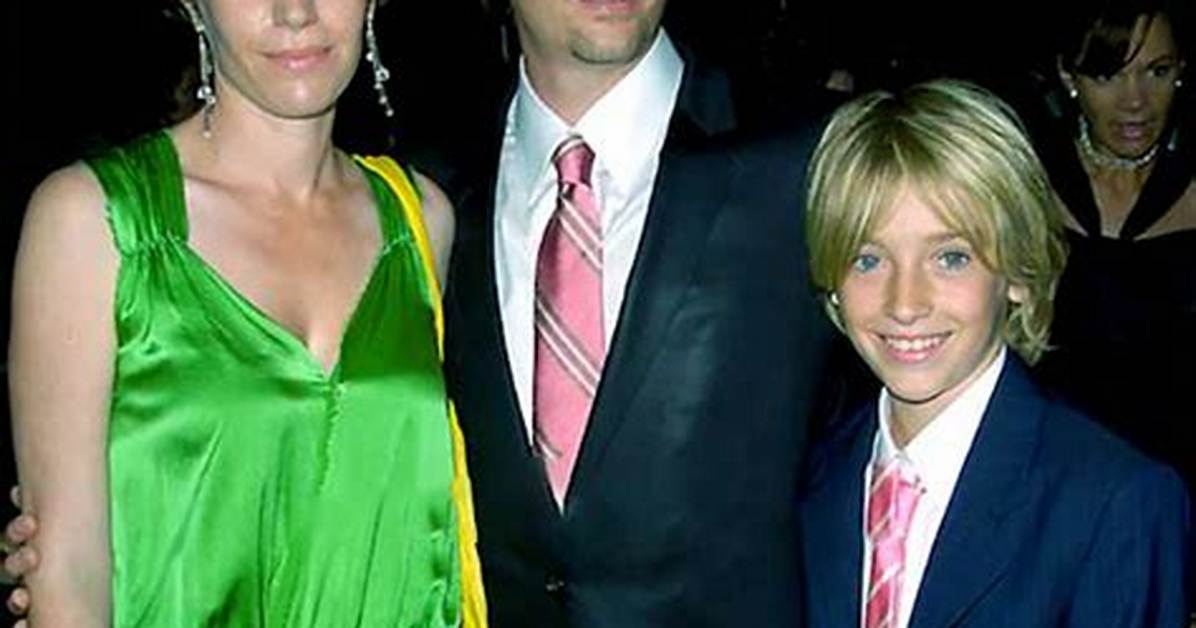 Roger Howarth Wiki, Bio, Wife, Married, Children, Tv Shows, Net Worth