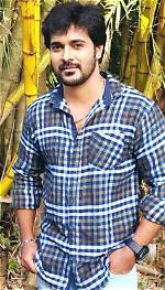 Srinish Aravind Height, Weight, Net Worth, Age, Birthday, Wikipedia, Who, Instagram, Biography