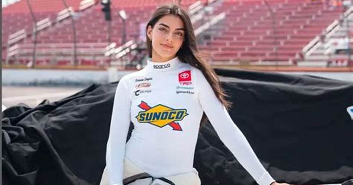 Toni Breidinger Height, Weight, Net Worth, Age, Birthday, Wikipedia, Who, Nationality, Biography
